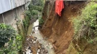 Terjadi Lagi, Tembok Penahan Tanah di Muarasari Bogor Longsor, Dua Orang Meninggal, Dan 4 Makam Terkena Dampaknya